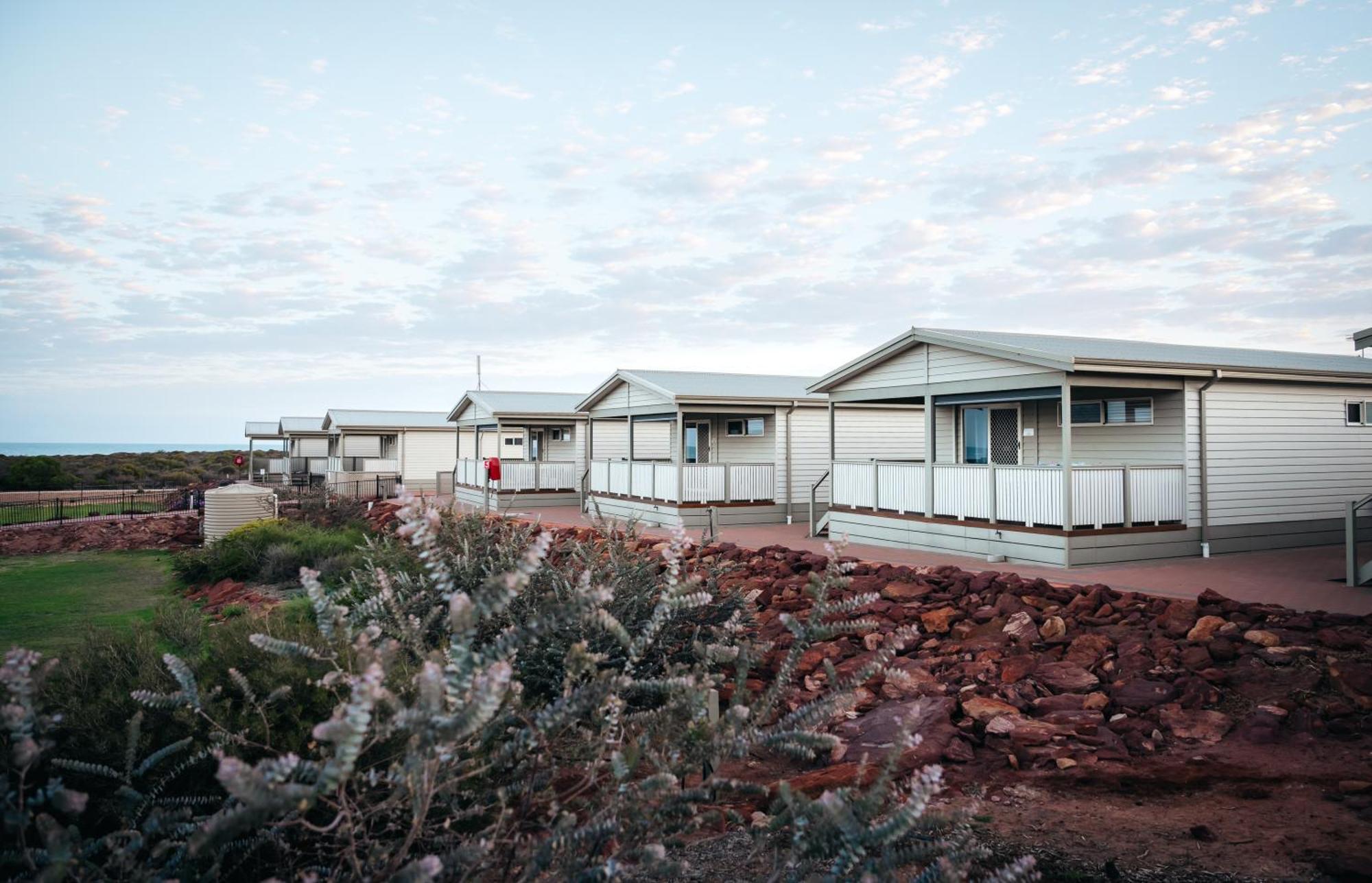 ホテル Kalbarri Red Bluff Tourist Park エクステリア 写真