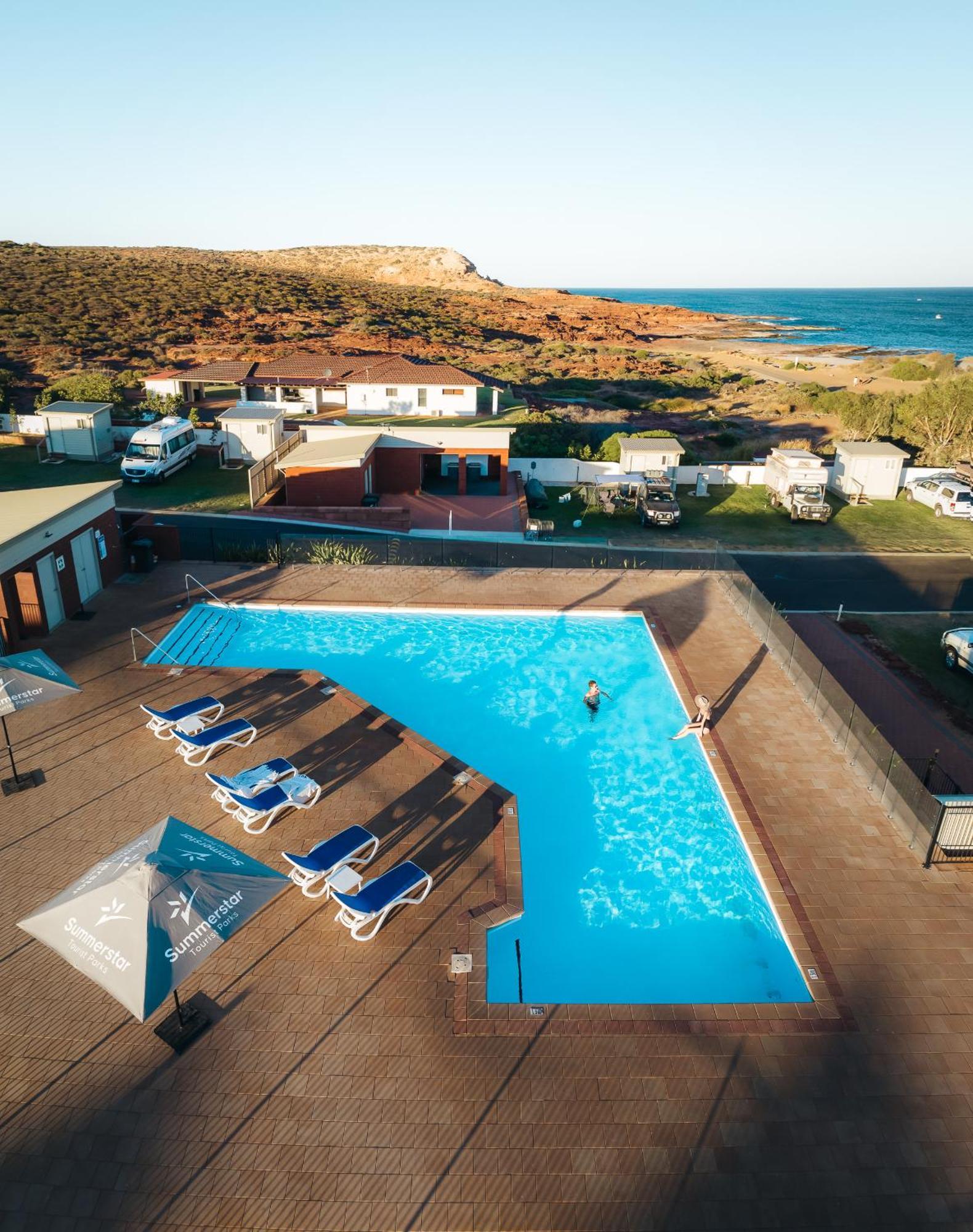 ホテル Kalbarri Red Bluff Tourist Park エクステリア 写真