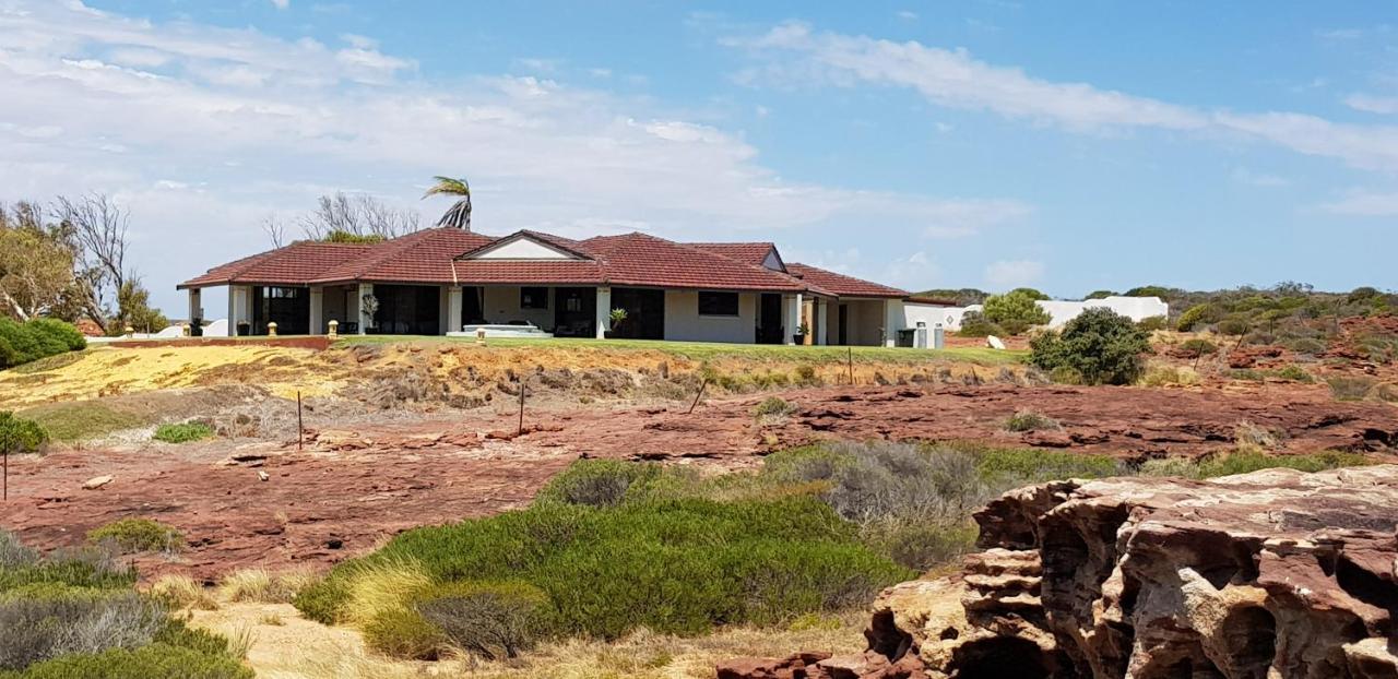 ホテル Kalbarri Red Bluff Tourist Park エクステリア 写真